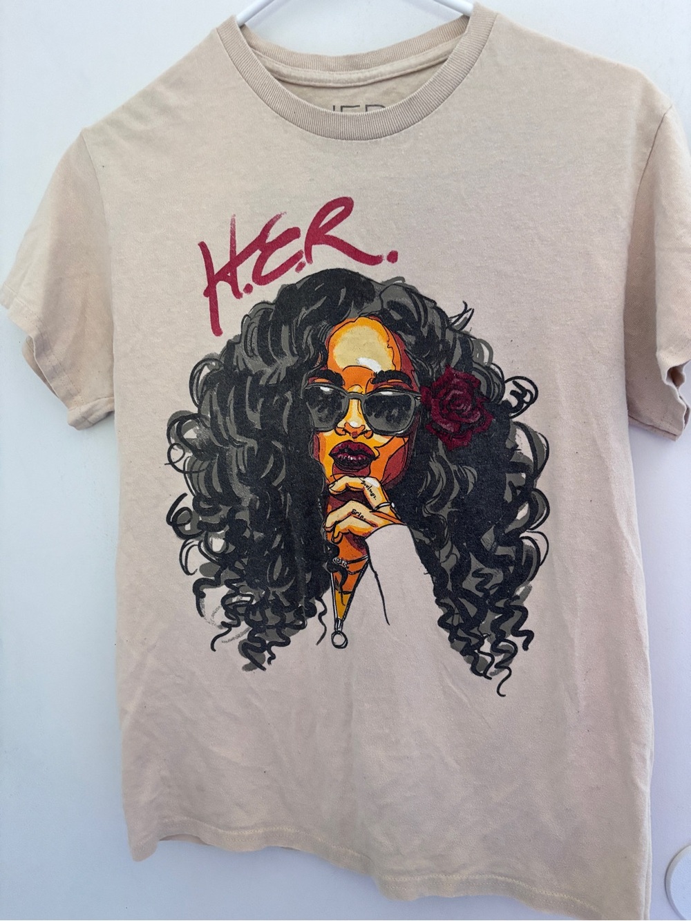 H.E.R. Goodie Two Shoes Beautiful Woman Graphic Tee - Beige Short Sleeve 38x25